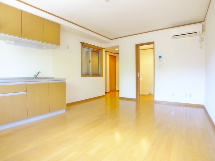 物件内観写真8　(廊下)