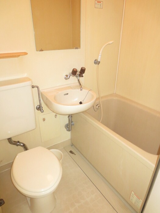 物件内観写真13　(バス／シャワールーム等)