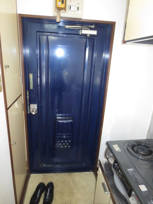 物件内観写真17　(玄関)