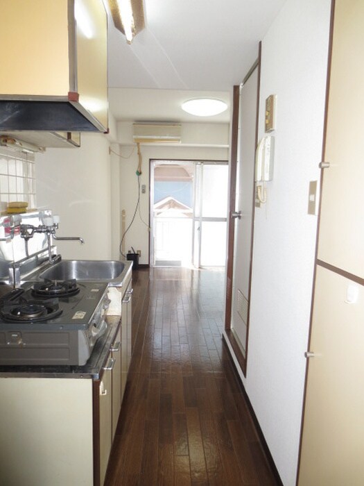 物件内観写真18　(廊下)