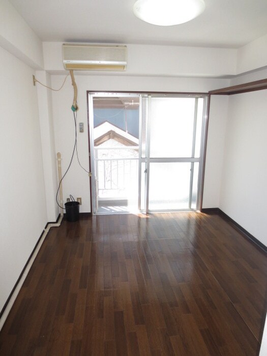 物件内観写真21　(居室)