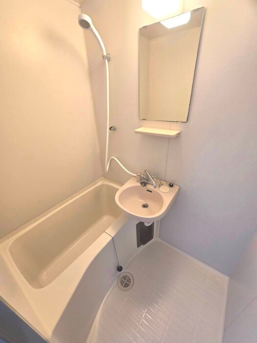 物件内観写真8　(バス／シャワールーム等)