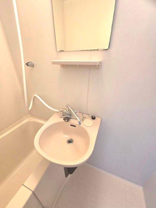 物件内観写真10　(洗面)