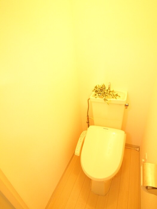 物件内観写真12　(トイレ)