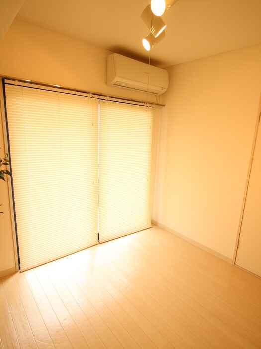 物件内観写真13　(居室)