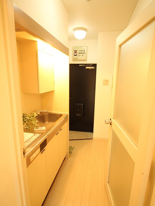 物件内観写真14　(廊下)