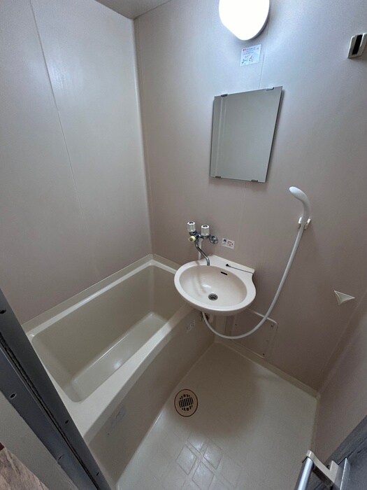 物件内観写真16　(バス／シャワールーム等)