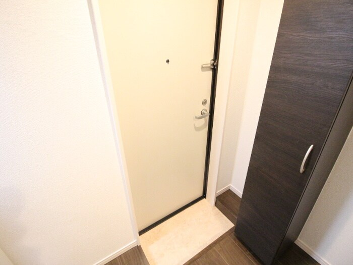 物件内観写真22　(玄関)