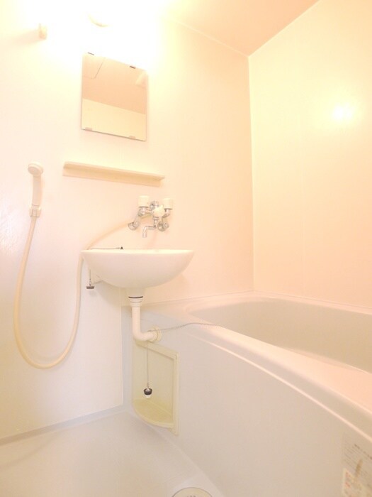 物件内観写真8　(バス／シャワールーム等)