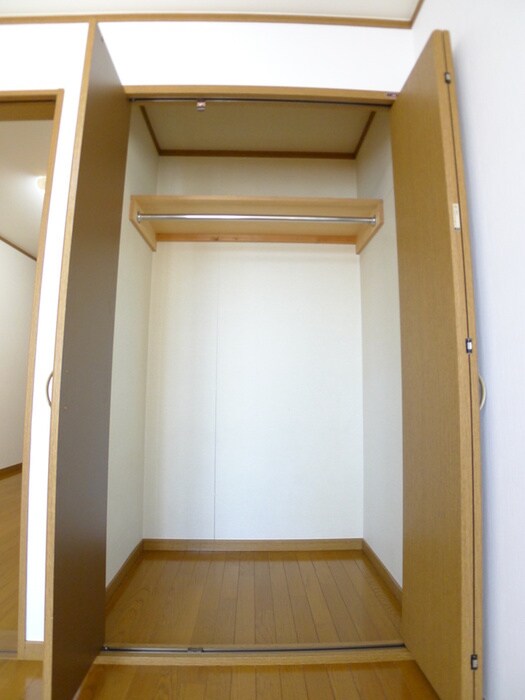 物件内観写真10　(収納)