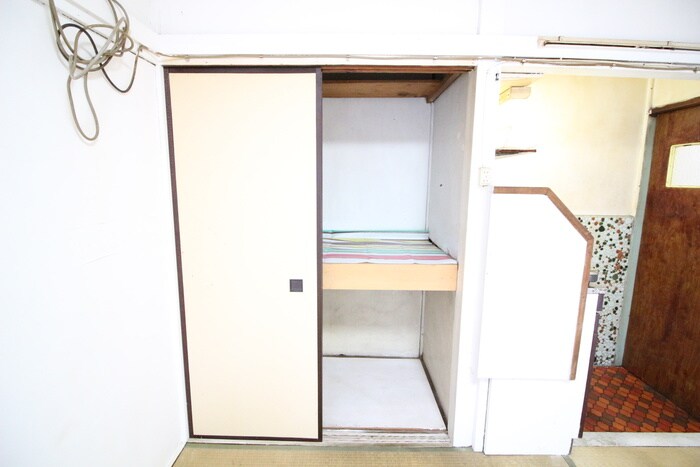 物件内観写真10　(収納)