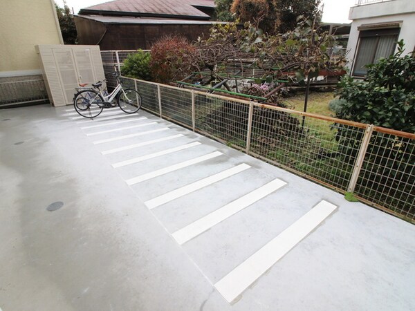 駐輪場