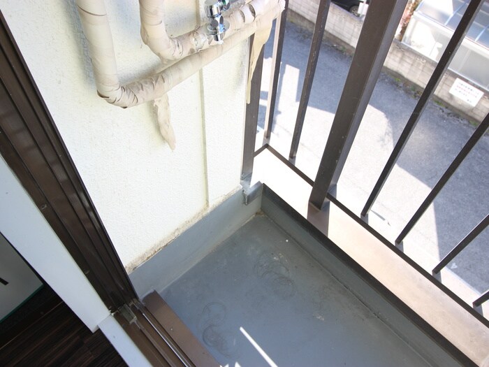 物件内観写真18　(洗濯機置場)