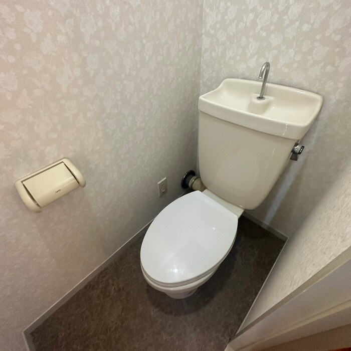 物件内観写真12　(トイレ)