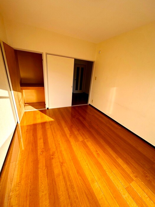 物件内観写真14　(居室)