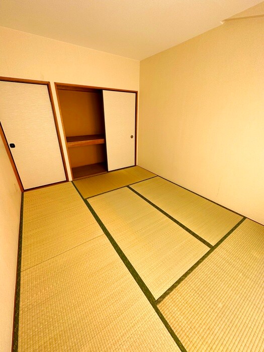 物件内観写真15　(収納)