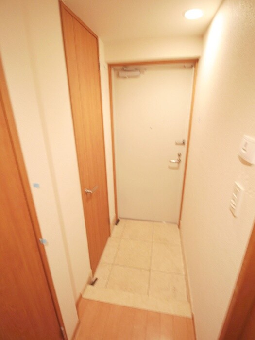 物件内観写真17　(玄関)