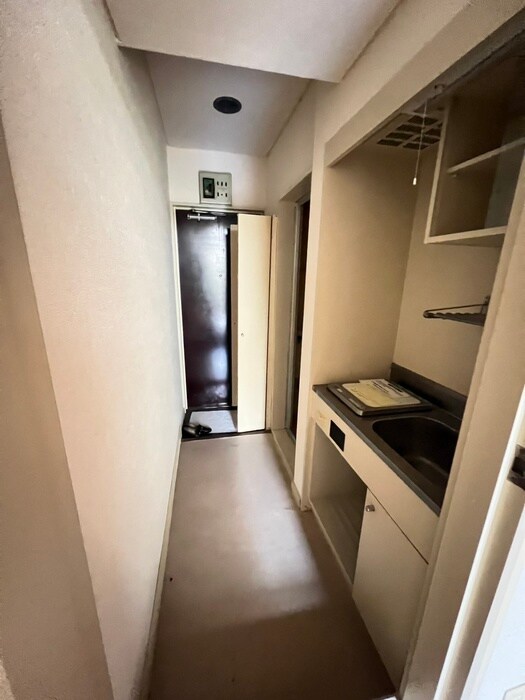 物件内観写真20　(廊下)