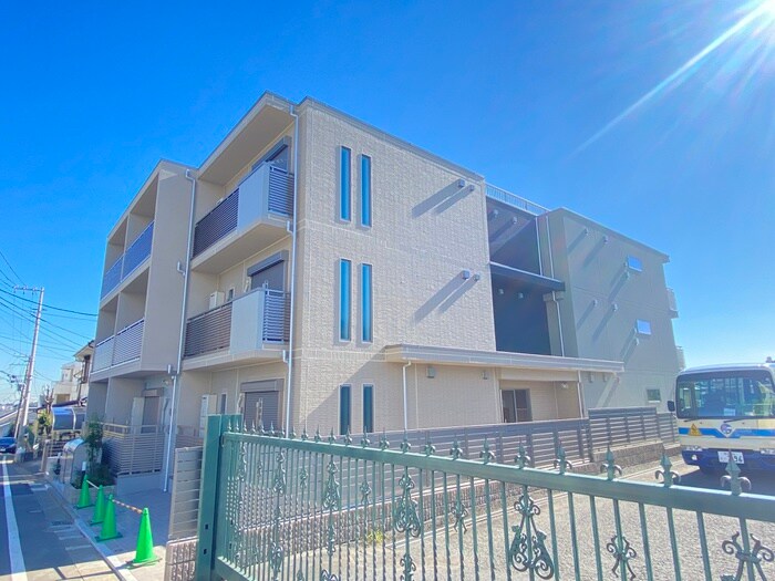 物件外観写真1　(外観写真)