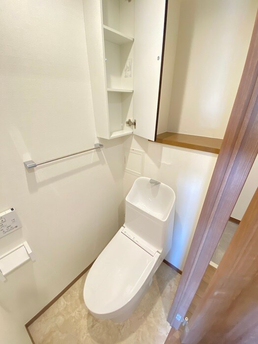 物件内観写真12　(トイレ)