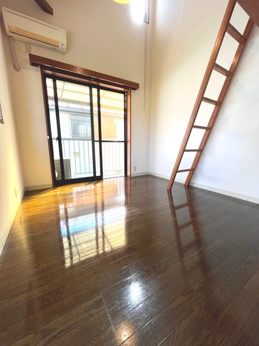 物件内観写真7　(居室)