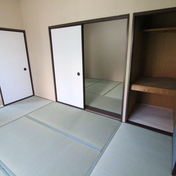 物件内観写真18　(居室)