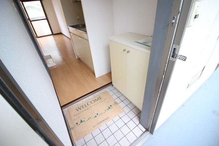 物件内観写真8　(靴箱)