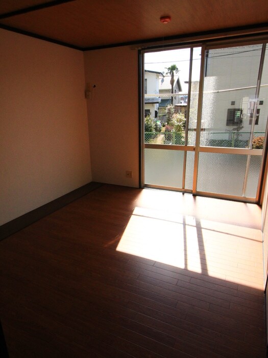 物件内観写真5　(居室)