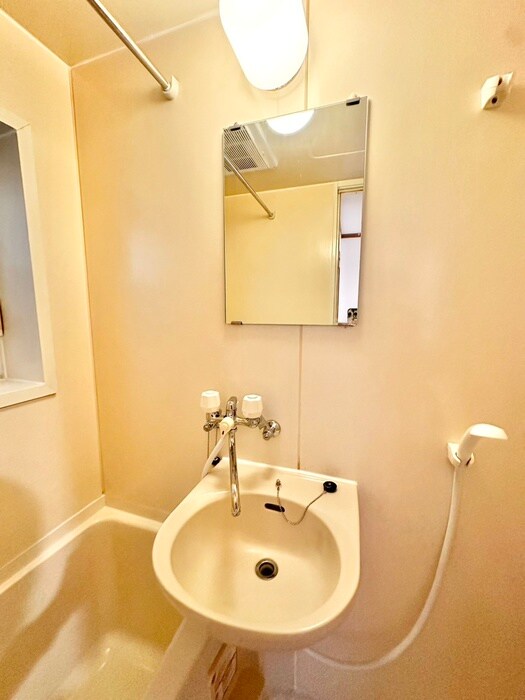 物件内観写真16　(洗面)