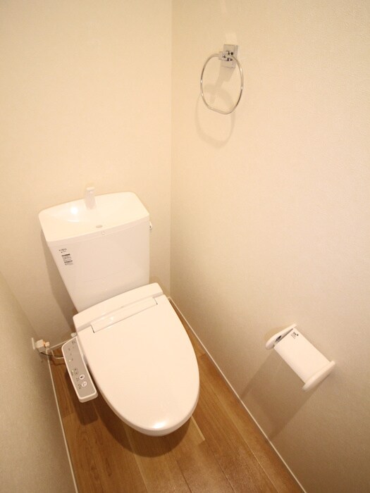 物件内観写真13　(トイレ)