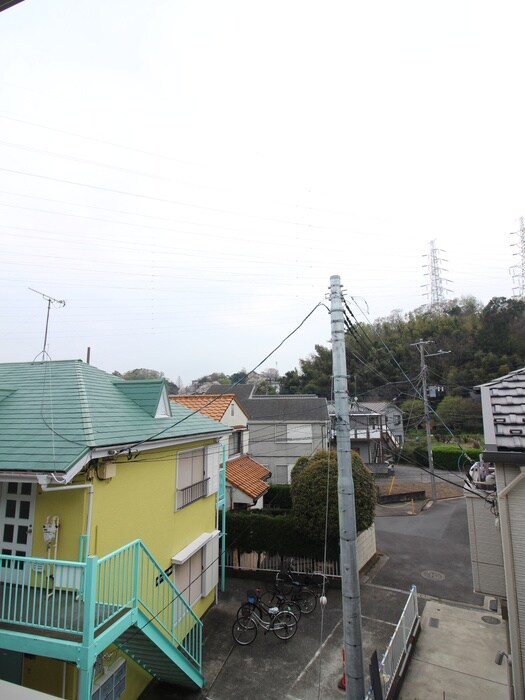 物件内観写真22　(室内からの展望)