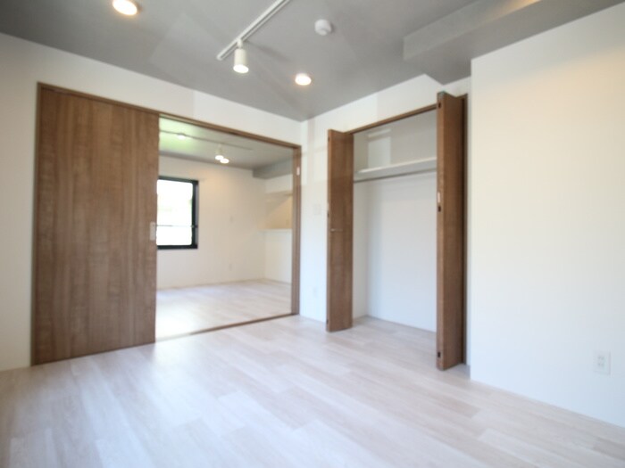 物件内観写真10　(居室)