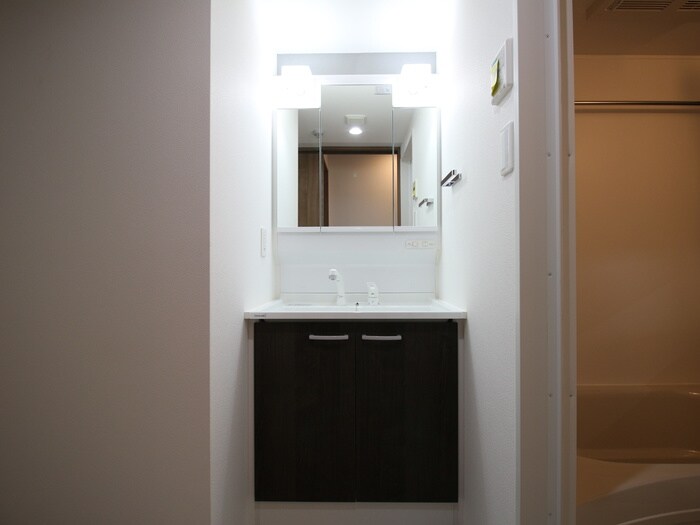 物件内観写真14　(洗面)