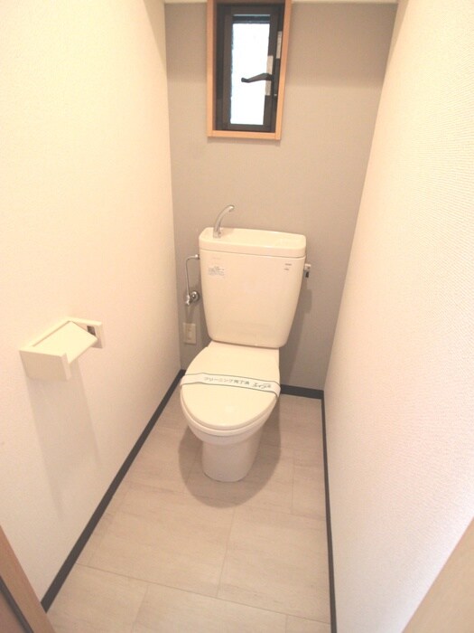 物件内観写真10　(トイレ)