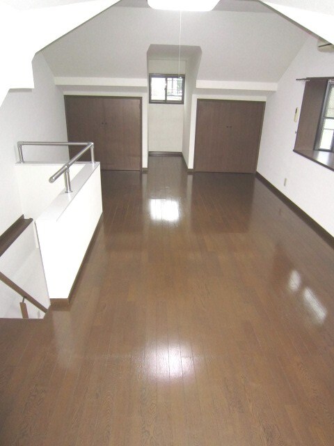 物件内観写真8　(居室)