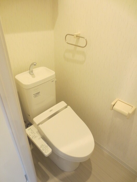 物件内観写真16　(トイレ)