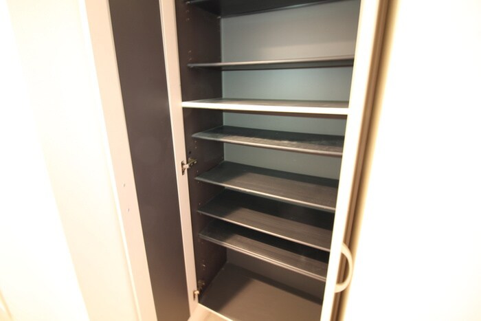 物件内観写真17　(靴箱)