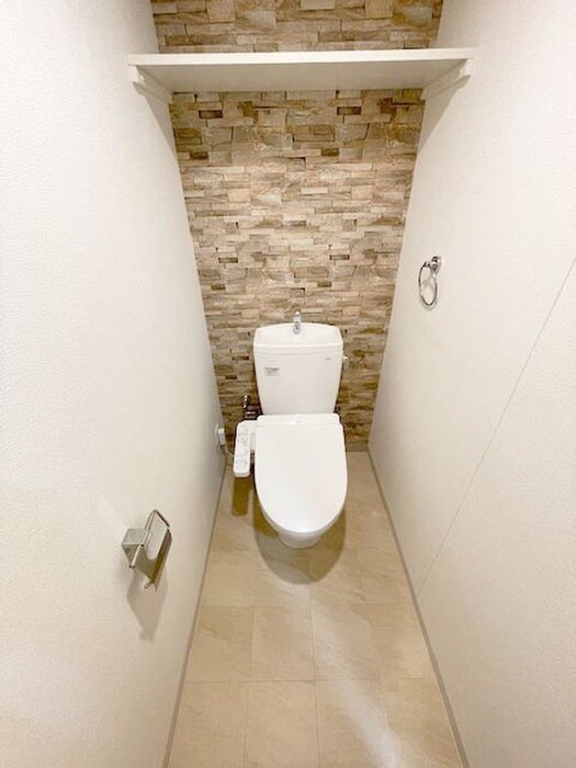 物件内観写真15　(トイレ)