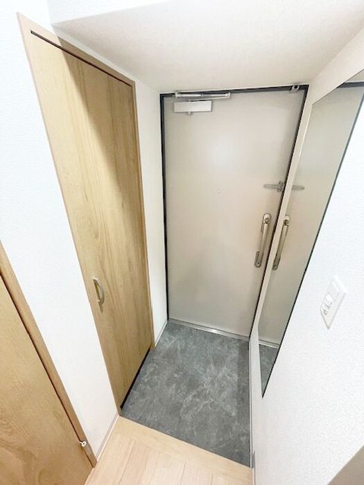 物件内観写真20　(玄関)