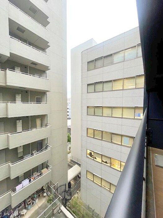 物件内観写真21　(室内からの展望)