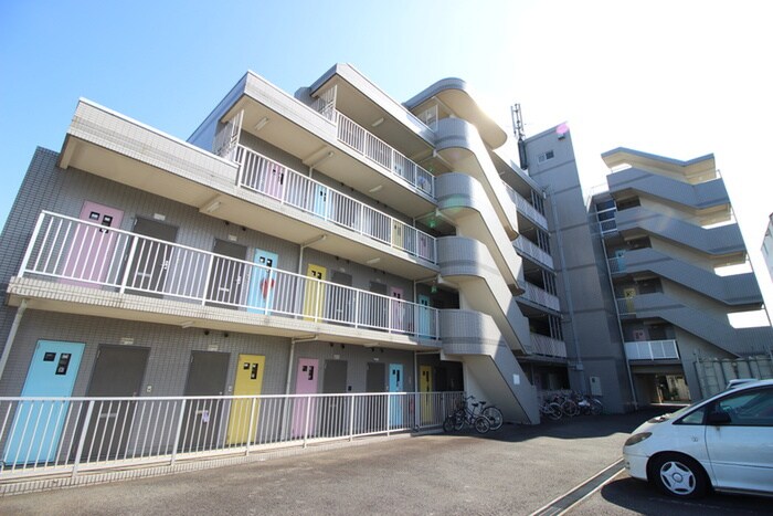 物件外観写真4　(駐車場)