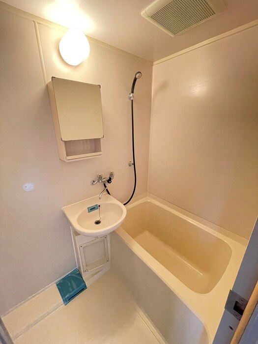 物件内観写真10　(バス／シャワールーム等)