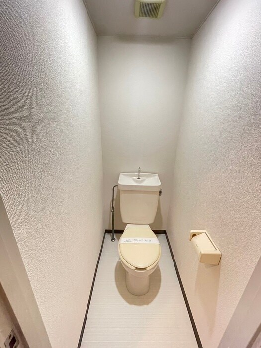 物件内観写真11　(トイレ)