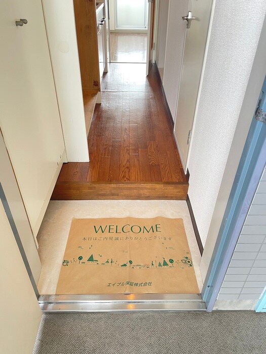 物件内観写真19　(玄関)