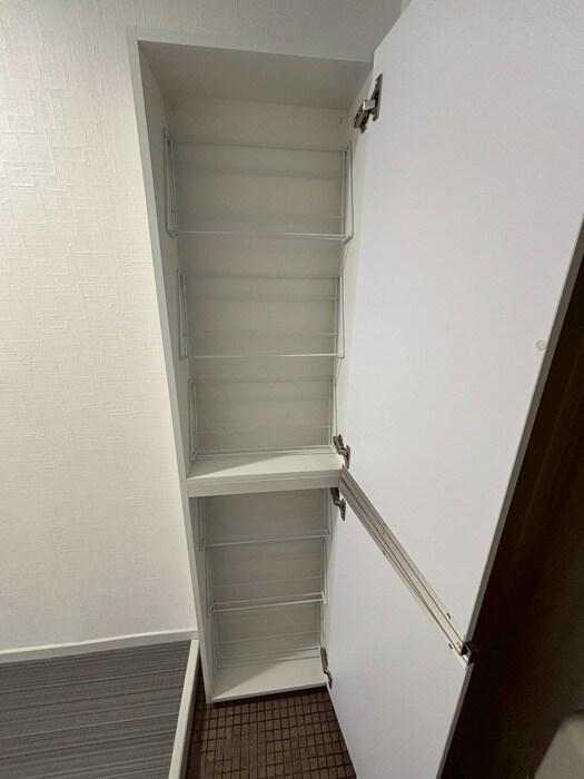 物件内観写真14　(靴箱)