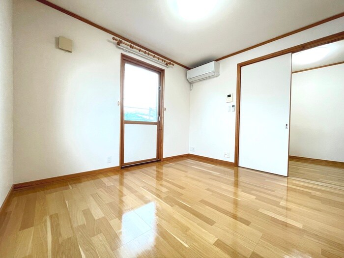 物件内観写真8　(内観写真)