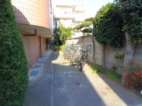 駐輪場