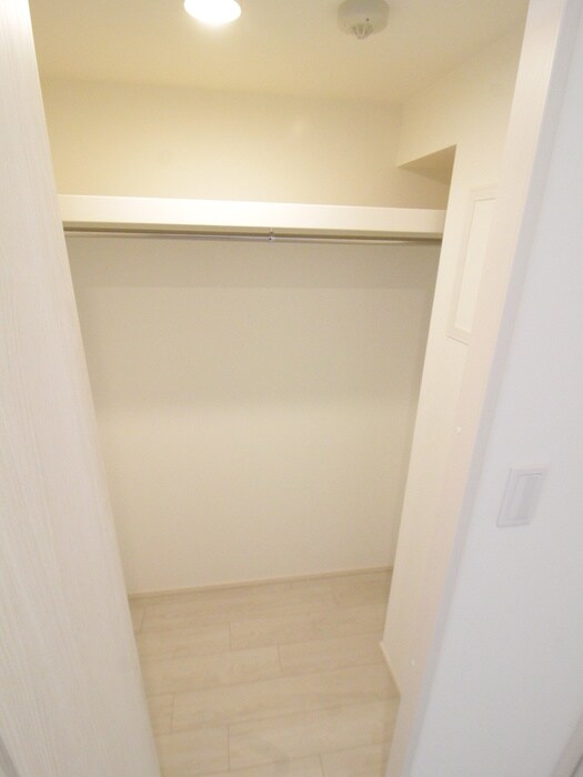 物件内観写真11　(収納)