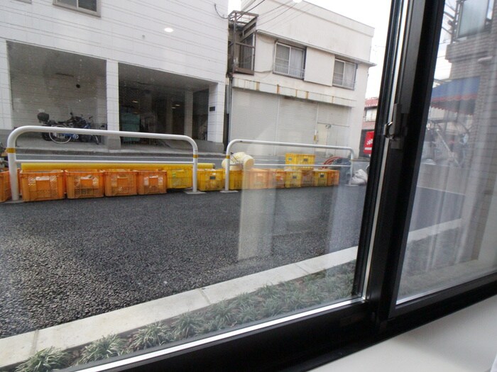 物件内観写真19　(室内からの展望)