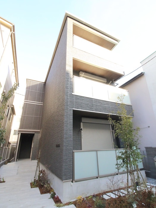 物件外観写真2　(外観写真)